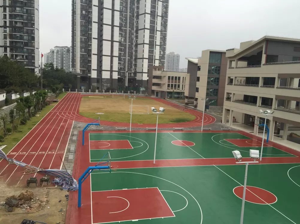 香洲二十二小塑胶篮球场